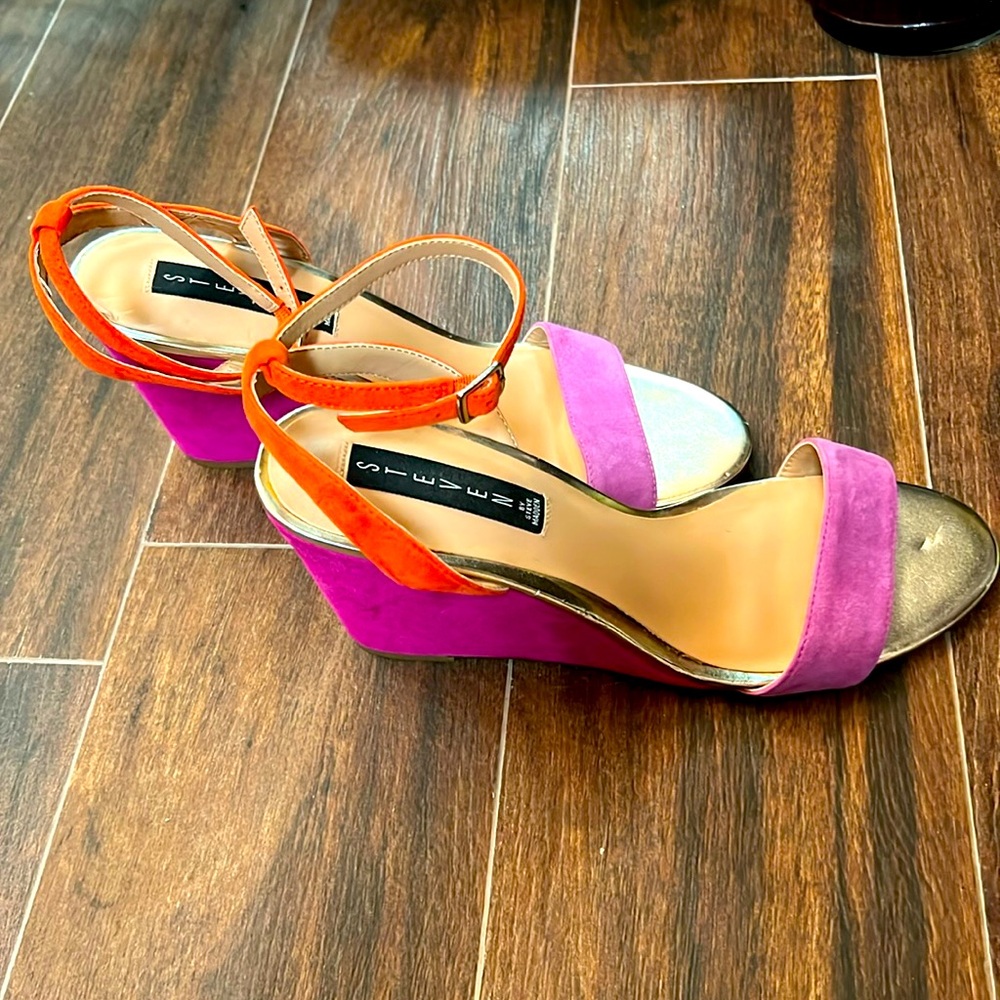 Color block suede wedge heels by Steven